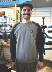 Свитер TBC Sweatshirt Crewneck Premium Tag