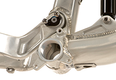 Transition-supressor-2015-enduro-bb.jpg